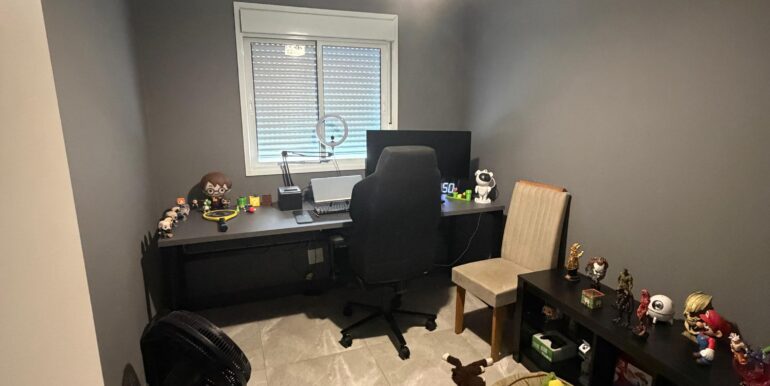 6514c307-f9a3-4d73-921c-74f075225f74