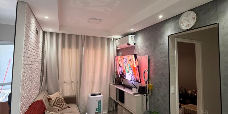 8bf47186-e1aa-42ca-8787-f0eed0963392