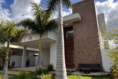 Casa à Venda no Portal dos Bandeirantes – Salto/SP