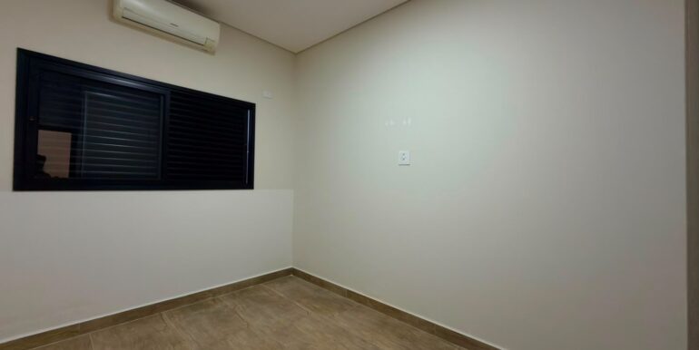 0ad30442-74ef-4d58-8899-fe1c6c3e7a2e