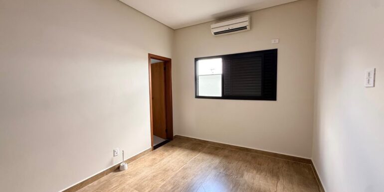 6a11eb37-a128-43bb-abaf-23e3725b75cb